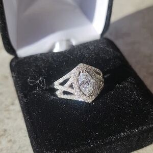 Elegant 14k White Gold 1.73ct Diamond Ring